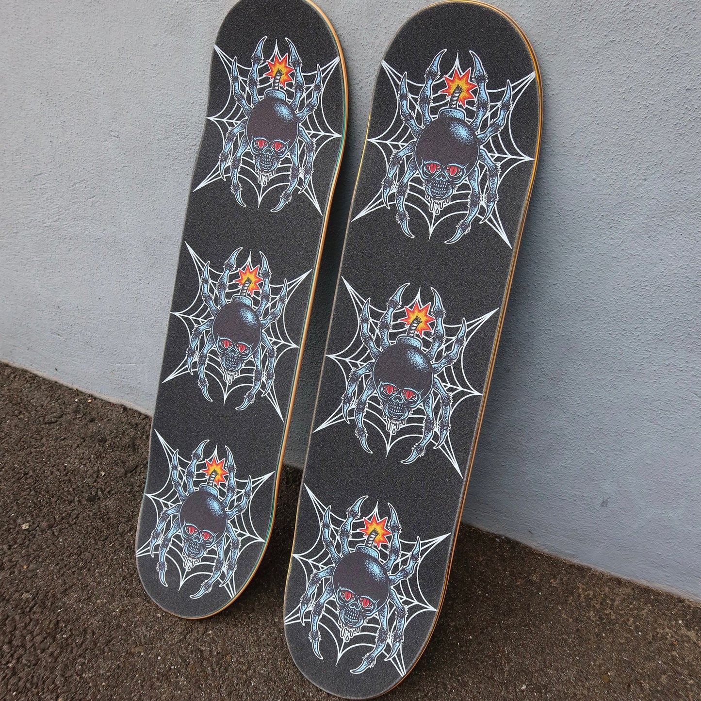 Brunswick Grip - Spiderbomb Stamp