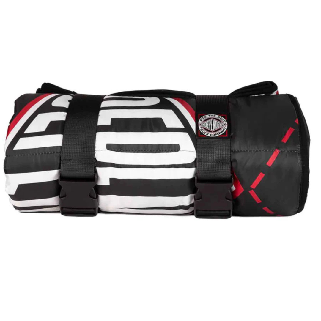 Independent Trucks Built To Grind Pivot Quilted Blanket - Black / Red / White
